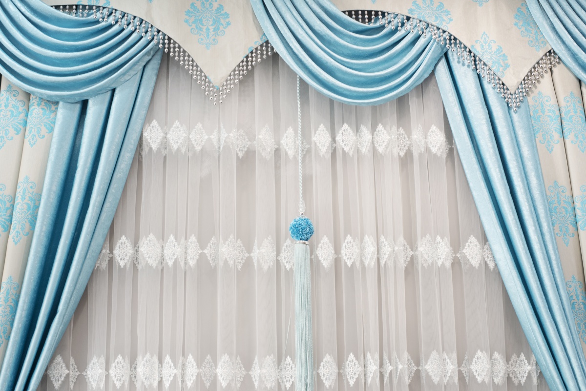 Пошив мягкого ламбрекена на ленте - изображение 1 - заказать онлайн в салоне штор Benone в Краснознаменске